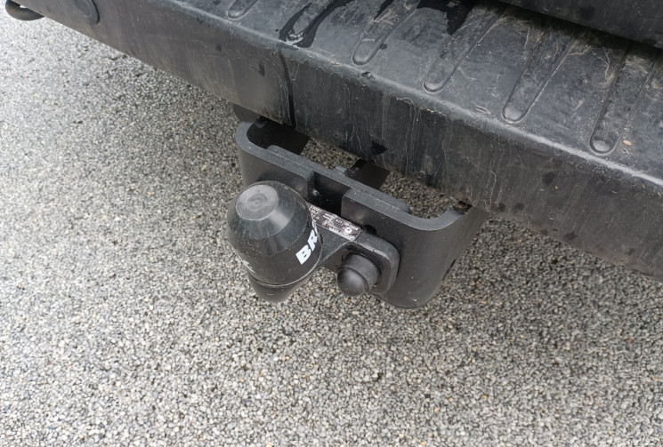 Ford Transit  2.0 TDCI ECOBLUE TURBO 130 CV ( moteur 113000 km ) finition trend business