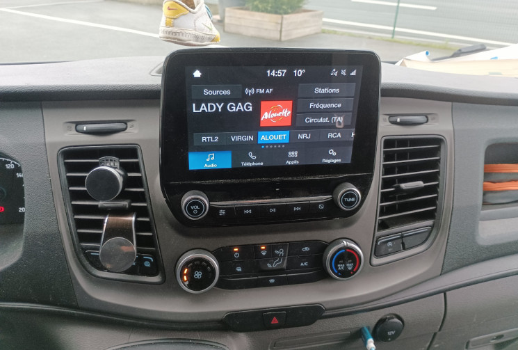 Ford Transit  2.0 TDCI ECOBLUE TURBO 130 CV ( moteur 113000 km ) finition trend business