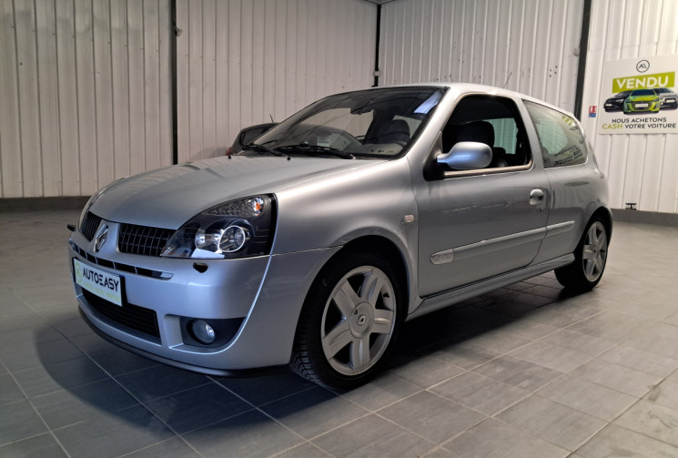 Renault Clio 2.0 172  RS SPORT - ETAT COLLECTION - FACTURES GGE - GARANTIE -