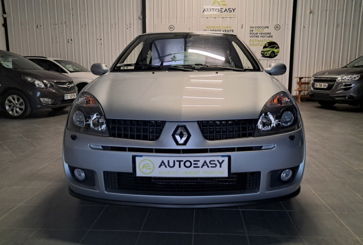 Renault Clio 2.0 172  RS SPORT - ETAT COLLECTION - FACTURES GGE - GARANTIE -