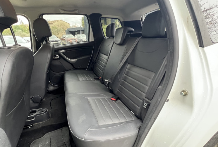 Dacia Duster 1.2 TCe 125 Black Touch 4x2 Phase 2 / Caméra / Cuir / GPS / 2ème Main