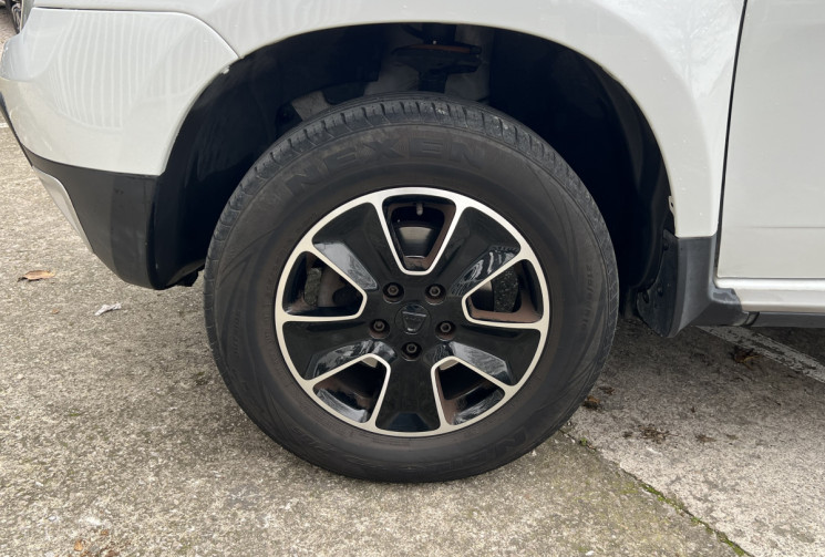 Dacia Duster 1.2 TCe 125 Black Touch 4x2 Phase 2 / Caméra / Cuir / GPS / 2ème Main