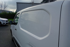Peugeot Partner Fourgon Standard 650KG BlueHDI 100 / Attelage