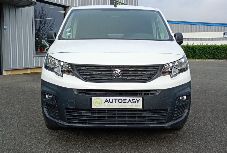 Peugeot Partner Fourgon Standard 650KG BlueHDI 100 / Attelage