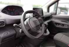 Peugeot Partner Fourgon Standard 650KG BlueHDI 100 / Attelage
