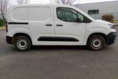 Peugeot Partner Fourgon Standard 650KG BlueHDI 100 / Attelage