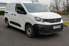 Peugeot Partner Fourgon Standard 650KG BlueHDI 100 / Attelage