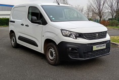 Peugeot Partner Fourgon Standard 650KG BlueHDI 100 / Attelage