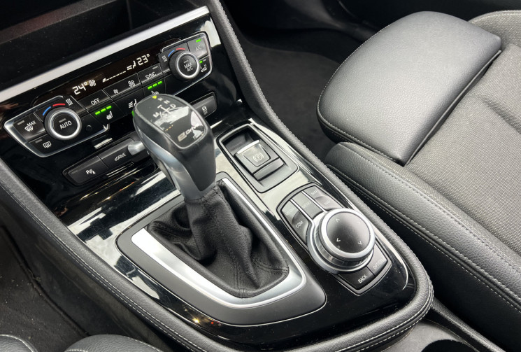 BMW Série 2 (F45) LCI Active Tourer 225xe 1.5 224 Sport / Sièges Electriques Chauffants / Caméra 