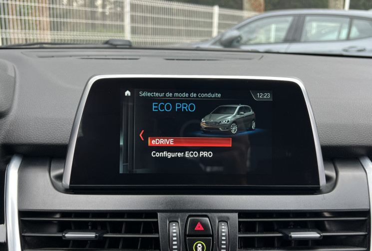 BMW Série 2 (F45) LCI Active Tourer 225xe 1.5 224 Sport / Sièges Electriques Chauffants / Caméra 