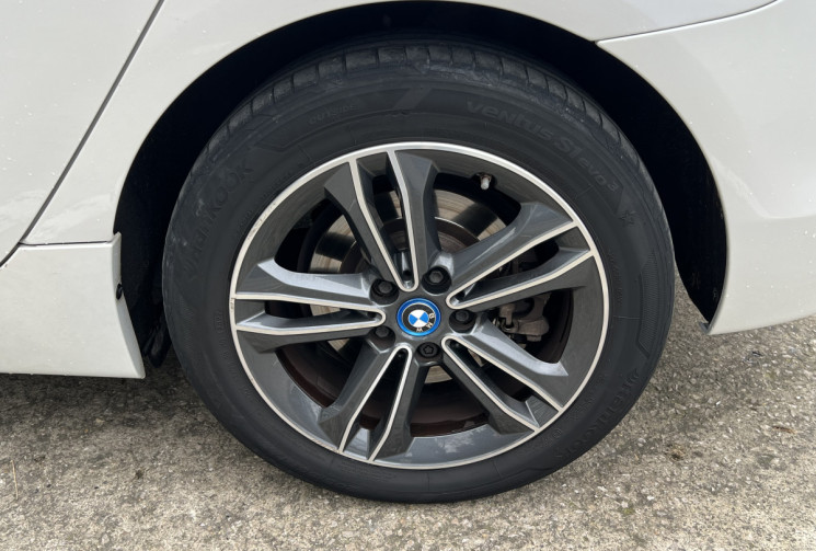 BMW Série 2 (F45) LCI Active Tourer 225xe 1.5 224 Sport / Sièges Electriques Chauffants / Caméra 