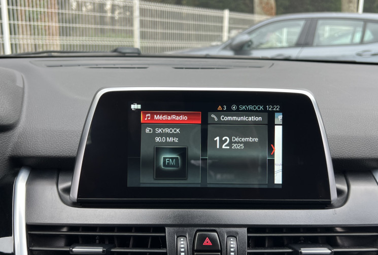 BMW Série 2 (F45) LCI Active Tourer 225xe 1.5 224 Sport / Sièges Electriques Chauffants / Caméra 