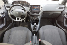 Peugeot 208 1L2 * 82CV * STYLE * DISTRIBUTION OK * CARNET COMPLET 