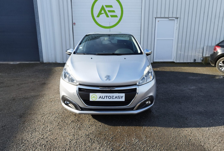 Peugeot 208 1L2 * 82CV * STYLE * DISTRIBUTION OK * CARNET COMPLET 