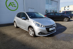 Peugeot 208 1L2 * 82CV * STYLE * DISTRIBUTION OK * CARNET COMPLET 