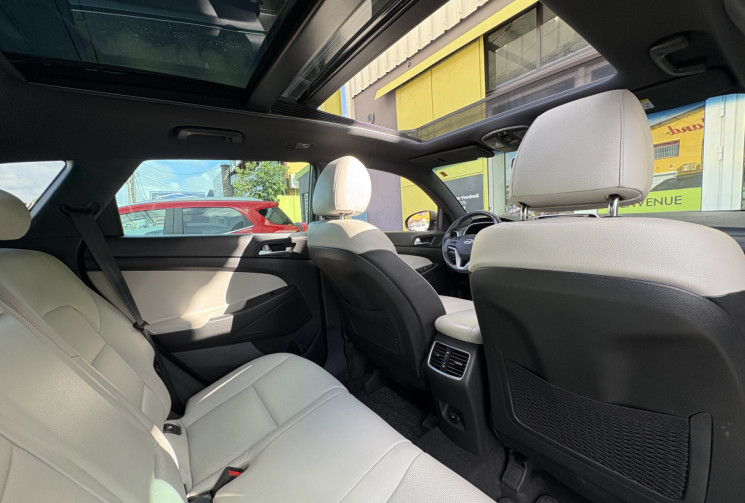 Hyundai Tucson III Phase 2 1.6 CRDi 16V 4WD DCT7 S&S 136 cv // Boîte auto // Toit ouvrant