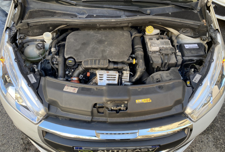 Peugeot 208 1.2 110 ch allure eat6 5 portes