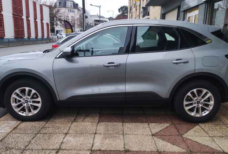 Ford Kuga 2.5 Duratec 190ch FHEV E85 Titanium BVA FLEXIFUEL