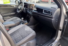 Volkswagen T-Roc Phase 2 / 1.5 TSI DSG7 150 cv R Line