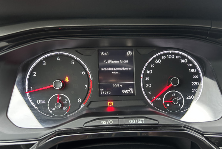 Volkswagen Polo VI 1.0 i 65 Confortline Radar de recul / Apple Carplay android auto / Bluetooth