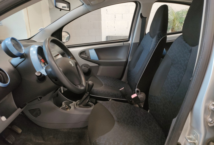 Peugeot 107 1.0 12v Urban Move 5p 68CH