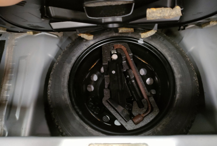 Peugeot 107 1.0 12v Urban Move 5p 68CH