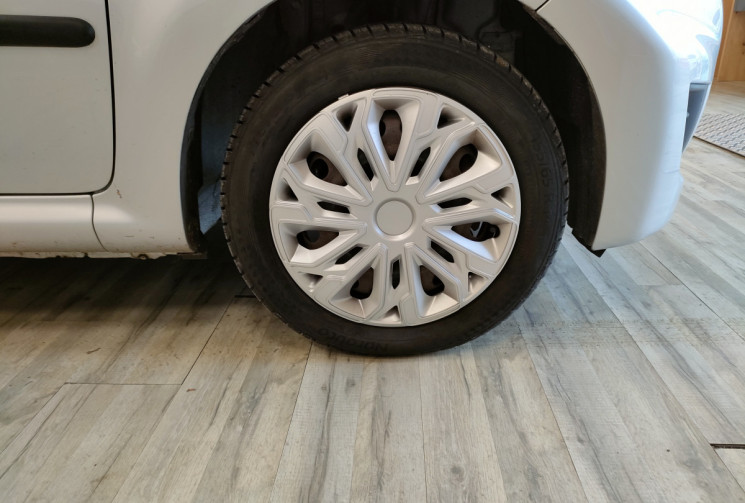 Peugeot 107 1.0 12v Urban Move 5p 68CH