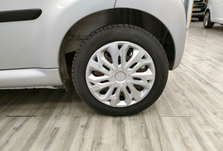 Peugeot 107 1.0 12v Urban Move 5p 68CH