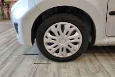 Peugeot 107 1.0 12v Urban Move 5p 68CH