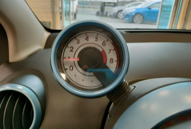 Peugeot 107 1.0 12v Urban Move 5p 68CH