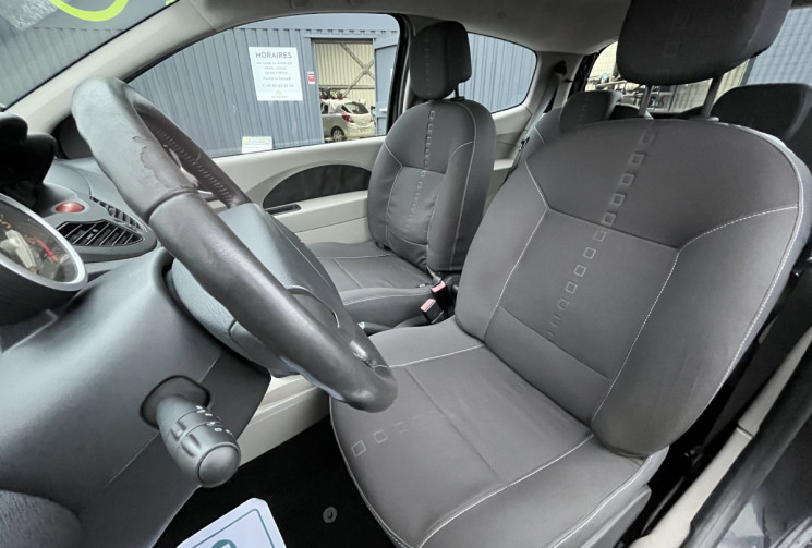 Renault Twingo 1.2 16V 75 CH NIGHT & DAY 51000 KMS 1ERE MAIN