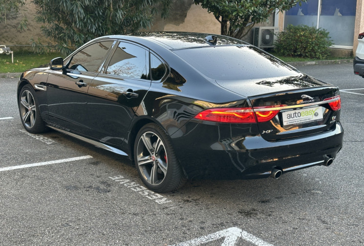 Jaguar XF 3.0 V6 S AWD 381ch / Toit pano / HUD / HiFi Meridian