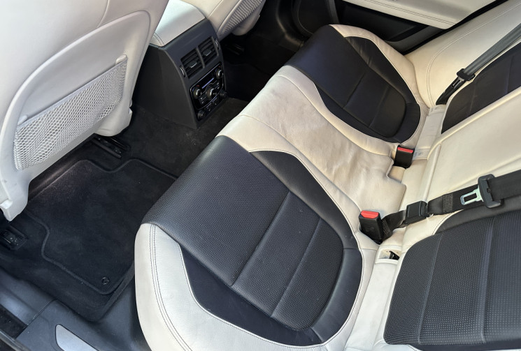 Jaguar XF 3.0 V6 S AWD 381ch / Toit pano / HUD / HiFi Meridian