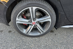 Jaguar XF 3.0 V6 S AWD 381ch / Toit pano / HUD / HiFi Meridian