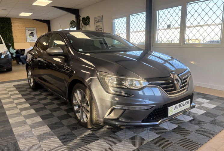Renault Megane HATCHBACK 1.2 TCE 130 GT LINE / SUIVI COMPLET RENAULT