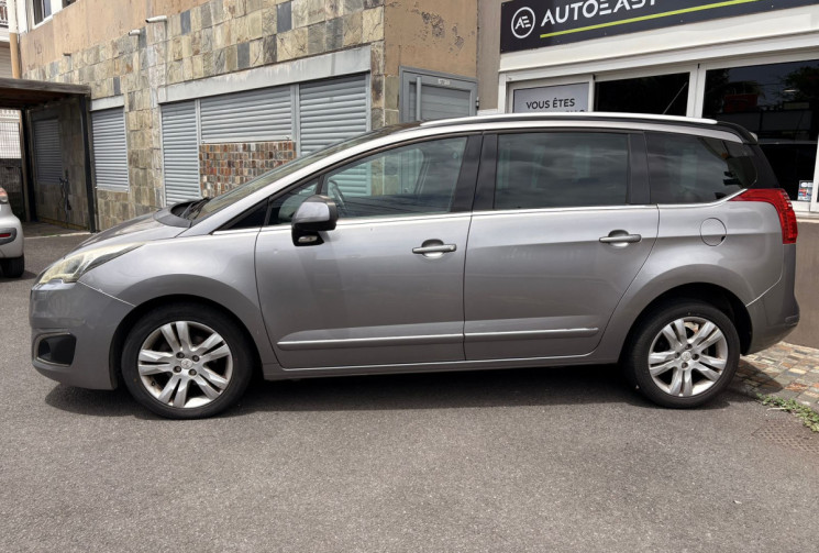 Peugeot 5008  I Phase 2 (T87) 1.6 HDi 115 cv
