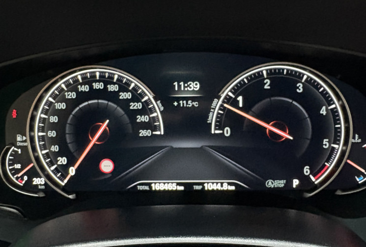 BMW Série 5 530 D 265 G30  BVA8 Luxury Line / siège chauffants / Garantie 6 Mois