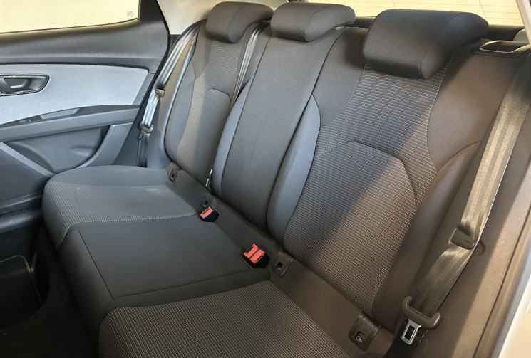 SEAT Leon III 1.6 TDI 115ch FAP Style / CarPlay