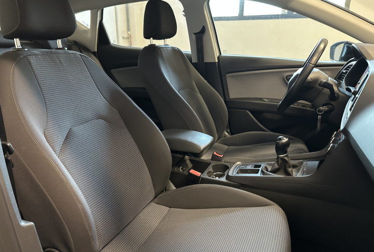 SEAT Leon III 1.6 TDI 115ch FAP Style / CarPlay