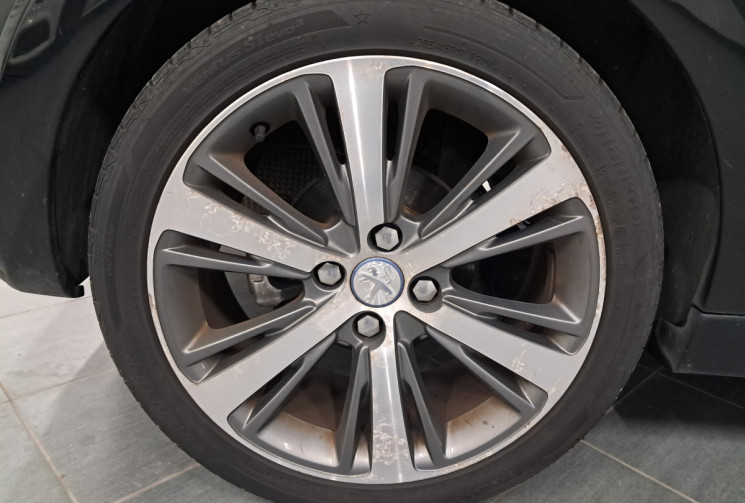 Peugeot 208 1.6 THP 156  XY -  HiFi JBL  - TBE - SUIVI GARAGE - GARANTIE 