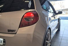 Renault Clio III phase 1 2.0 16v 200ch RS Luxe 3p - TBE - SUIVI GGE - GARANTIE  