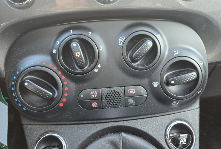 FIAT 500 DOLCEVITA 1.0 70cv Hybrid MHEV * Carplay * Toit Pano * Entretien ok *