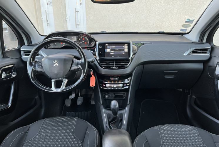 Peugeot 208 1.6 HDI 100 CH ALLURE BVM5