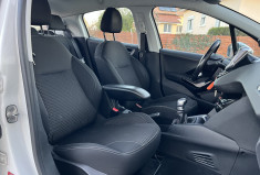 Peugeot 208 1.6 HDI 100 CH ALLURE BVM5