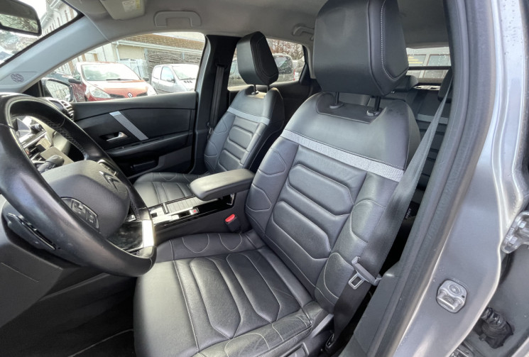 Citroën C4 1.5 BLUEHDI / 130 CH / SHINE PACK 