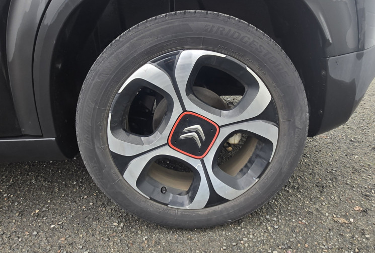 Citroën C3 Aircross 110ch S&S Shine * CARPLAY * TOIT OUVRANT PANO *DISTRIBUTION OK 