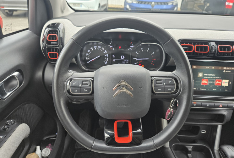 Citroën C3 Aircross PureTech 110ch S&S Shine * CARPLAY * TOIT OUVRANT PANO *DISTRIBUTION OK 
