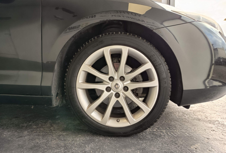 Renault LAGUNA III COUPE 2.0 DCI 150CV MOTEUR A CHAINE ENTRETIEN A JOUR 