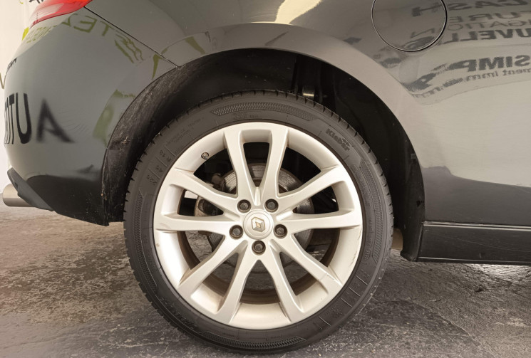 Renault LAGUNA III COUPE 2.0 DCI 150CV MOTEUR A CHAINE ENTRETIEN A JOUR 