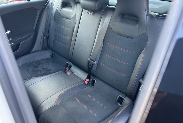 Mercedes Classe A IV 180 D 116 Ch AMG LINE * FEUX LED * CAMERA ARRIERE